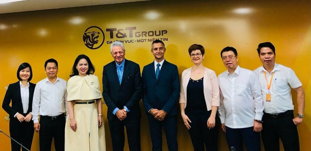 Délégation Baclesse chez le groupe T&T au Vietnam