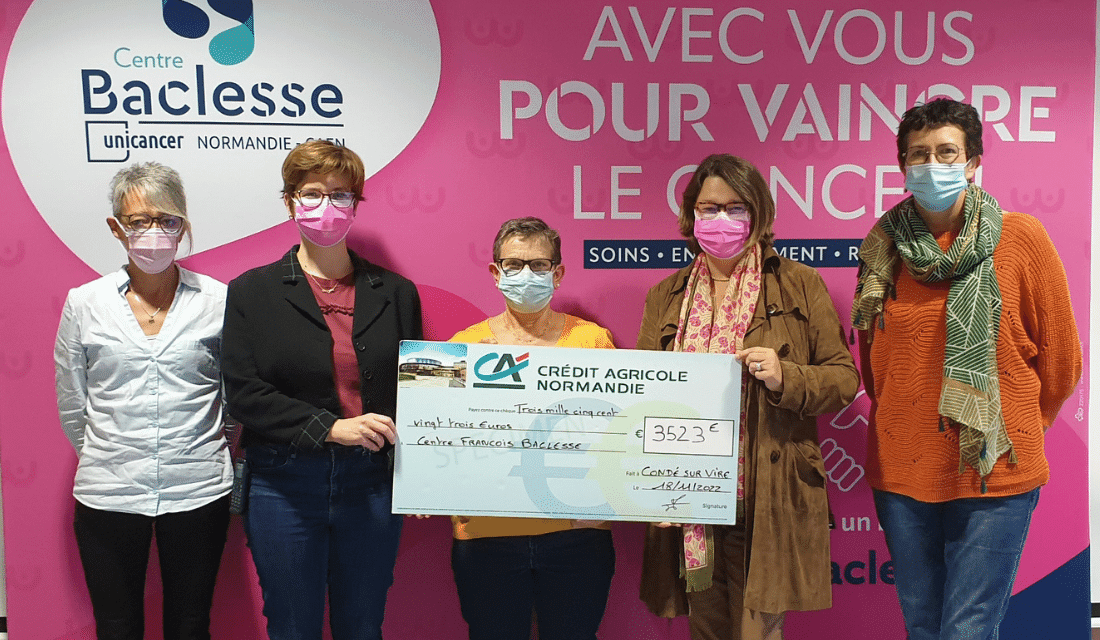 La marche rose de Condé-sur-Vire remet un chèque de 3523 € à Baclesse