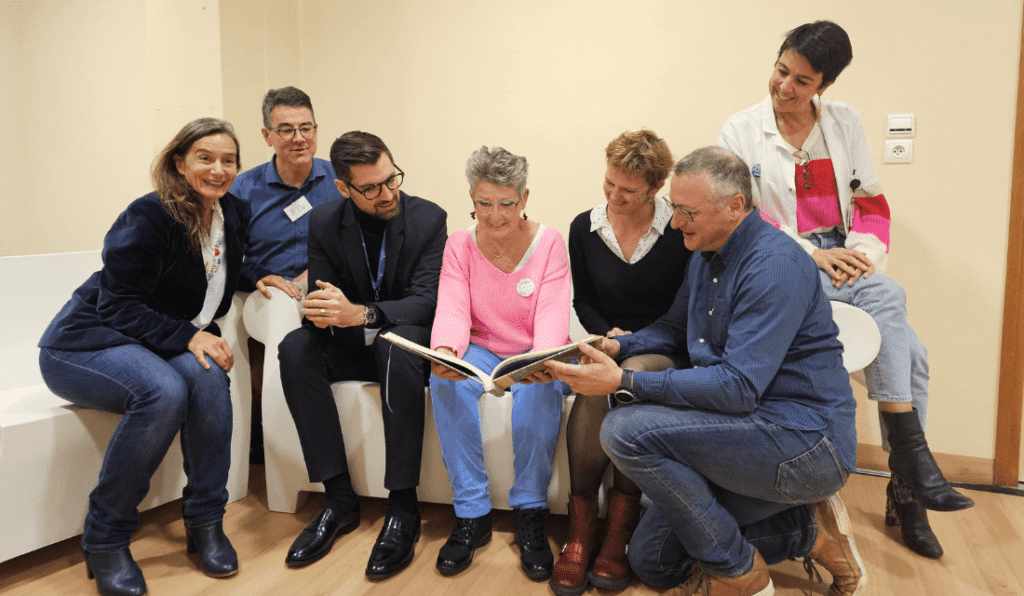 Signature d'une convention de biographie hospitalière au Centre Baclesse de Caen