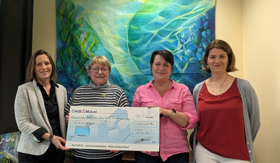 1 500 € par le Lions Club de Mortagne-Le-Perche au Centre Baclesse de Caen.