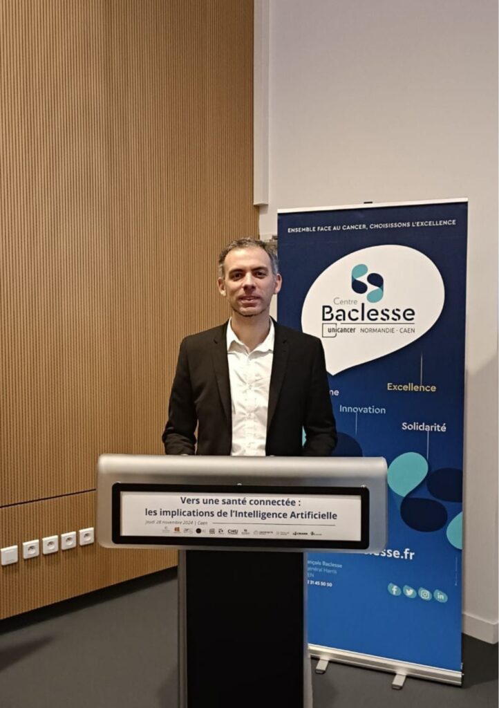 Aurélien CORROYER-DULMONT, responsable du pôle IA au Centre Baclesse lors de la journée IA Santé à l'université de Caen le 29 novembre 2024.