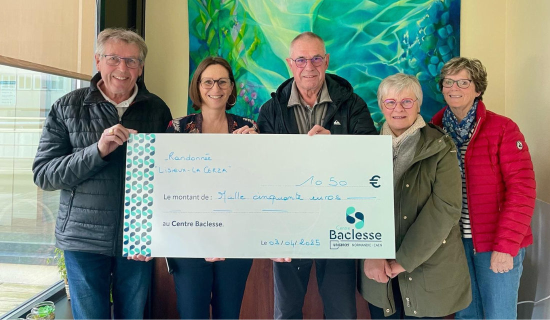 La randonnée Lisieux - La Cerza remet 1 000 euros au Centre Baclesse de CAEN.