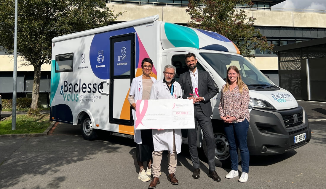 Camion Baclesse&Vous de l'Espace Patients&Proches du Centre Baclesse de Caen.